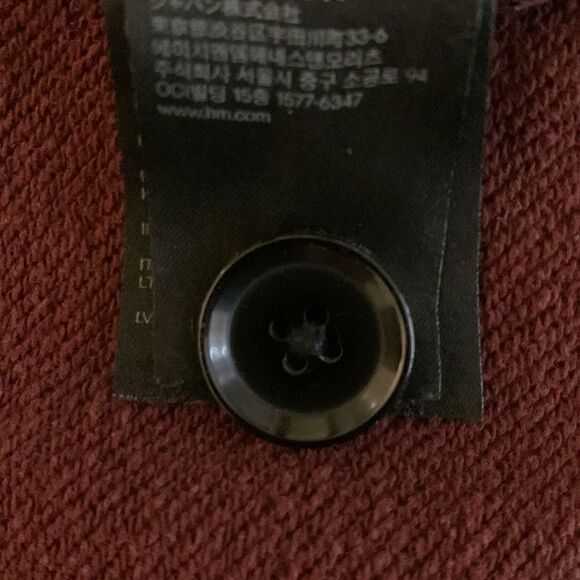 H&M button front hoodie type jacket. Two front pockets distressed at elbows - Picture 11 of 16